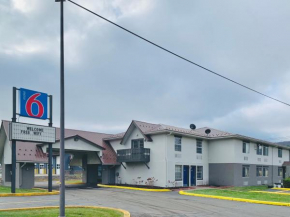 Motel 6 McGraw, NY - Cortland